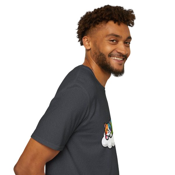 Tshirt LGBTQ+ chat allongé sur un nuage design mignon et apaisant pour célébrer l'amour et la diversité dans la communauté LGBTQ+ t-shirt - Image 11