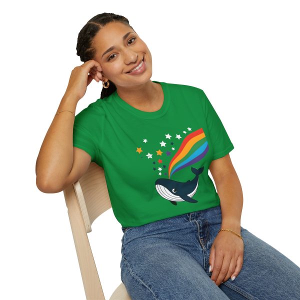 Tshirt LGBTQ+ baleine avec arc-en-ciel et étoiles design magique et coloré pour soutenir la diversité et inclusion LGBTQ+ shirt t-shirt - Image 94