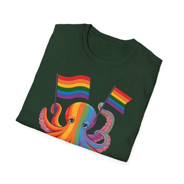 Tshirt LGBTQ+ pieuvre tenant un drapeau arc-en-ciel sur un rocher design vibrant et stylé pour sensibilisation et inclusion LGBTQ+ t-shirt - Image 76