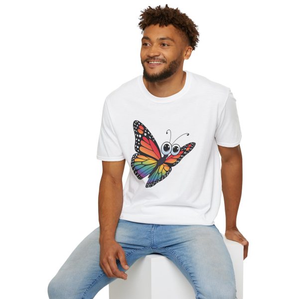 Tshirt Drapeau LGBT papillon coloré avec grands yeux sur fond noir design original et stylé pour sensibilisation à la fierté LGBTQ+ t-shirt - Image 24