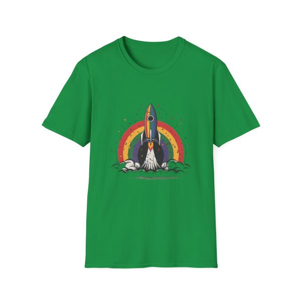 Tshirt LGBT+ fusée avec arc-en-ciel en arrière-plan design futuriste et coloré pour fierté et soutien à la communauté LGBTQ+ shirt t-shirt - Image 85