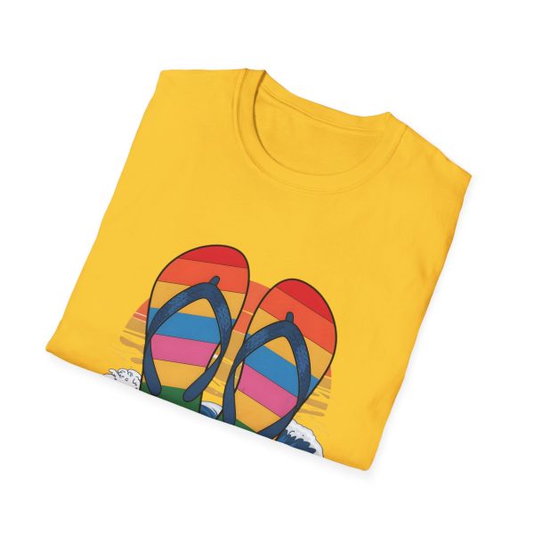 Tshirt LGBTQ+ tongs sur la plage design décontracté et estival pour célébrer la fierté et la diversité LGBTQ+ shirt t-shirt - Image 52