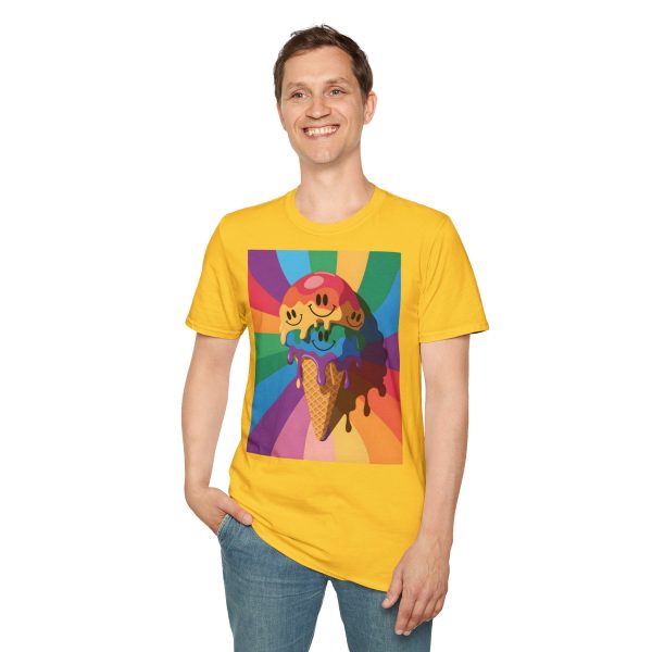 Tshirt Drapeau LGBT trois cônes de glace avec garnitures différentes design amusant et coloré pour célébrer la diversité LGBTQ+ t-shirt - Image 55