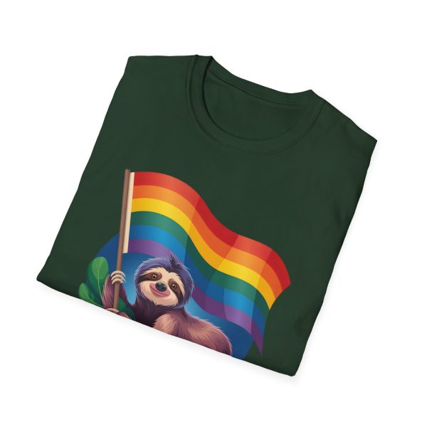 Tshirt Drapeau LGBT paresseux tenant un drapeau arc-en-ciel design amusant et mignon pour sensibilisation et inclusion LGBTQ+ shirt t-shirt - Image 76