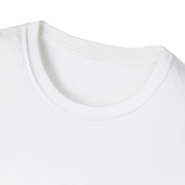 Tshirt Drapeau LGBT escargot assis sur un flocon de neige design mignon et coloré pour sensibilisation à la diversité LGBTQ+ shirt t-shirt - Image 15