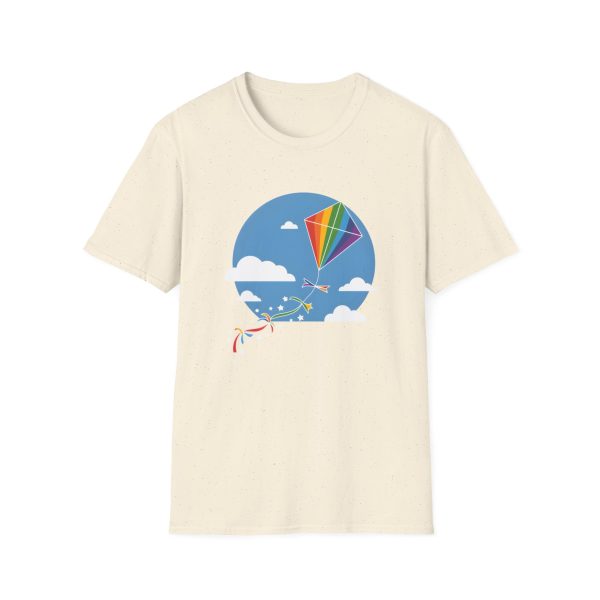 Tshirt LGBT+ cerf-volant avec queue arc-en-ciel volant dans le ciel design joyeux et coloré pour fierté LGBTQ+ shirt t-shirt - Image 37