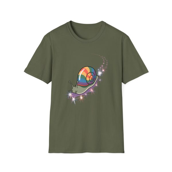 Tshirt LGBT+ escargot avec coquille colorée sur son dos design original et mignon pour célébrer la diversité et fierté LGBTQ+ shirt t-shirt - Image 61