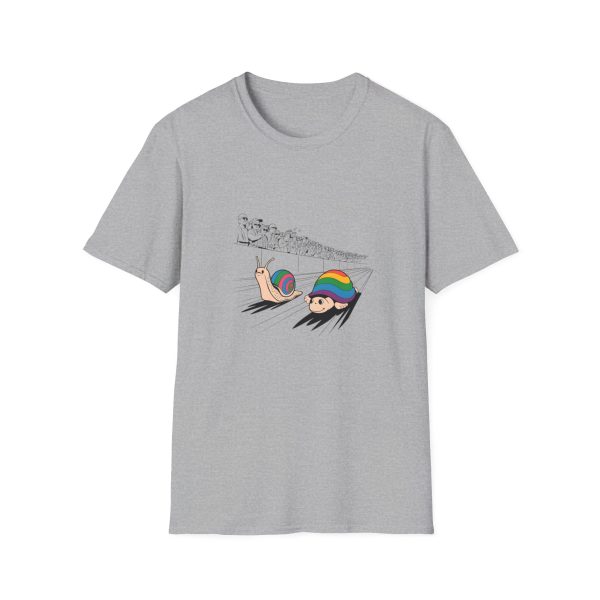 Tshirt LGBTQ+ deux escargots superposés design amusant pour célébrer la fierté et l'inclusion dans la communauté LGBT+ shirt t-shirt - Image 25