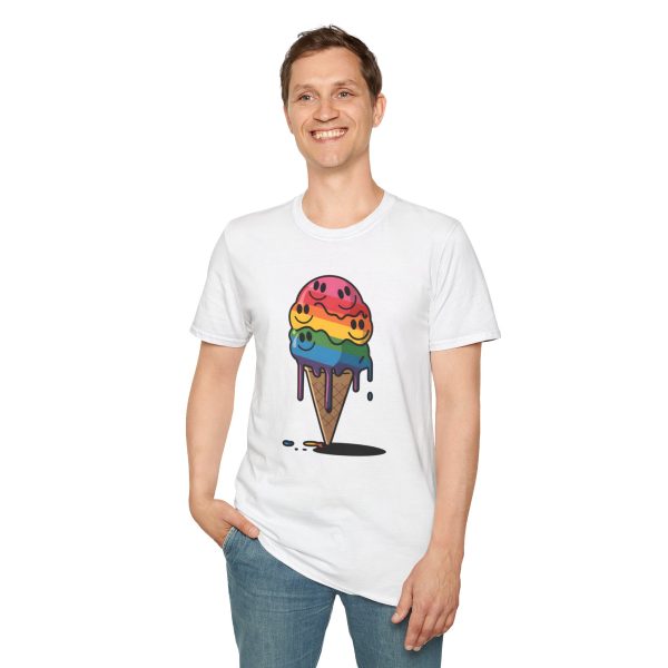 Tshirt Drapeau LGBT glace arc-en-ciel avec visages souriants design ludique et coloré pour célébrer la diversité et inclusion LGBTQ+ t-shirt - Image 19