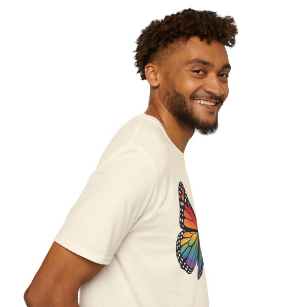 Tshirt Drapeau LGBT papillon coloré avec grands yeux sur fond noir design original et stylé pour sensibilisation à la fierté LGBTQ+ t-shirt - Image 47