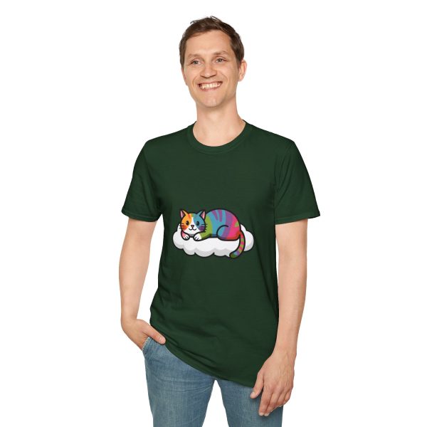 Tshirt LGBTQ+ chat allongé sur un nuage design mignon et apaisant pour célébrer l'amour et la diversité dans la communauté LGBTQ+ t-shirt - Image 79