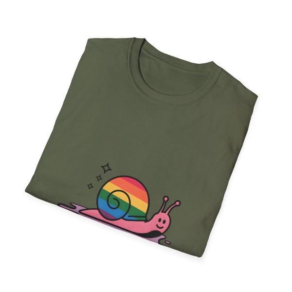 Tshirt Drapeau LGBT escargot avec coquille arc-en-ciel design amusant et coloré pour sensibilisation LGBTQ+ et fierté shirt t-shirt - Image 64