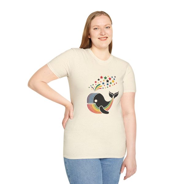 Tshirt LGBT+ baleine sautant hors d'un arc-en-ciel design magique et coloré pour célébrer la fierté et diversité LGBTQ+ shirt t-shirt - Image 41