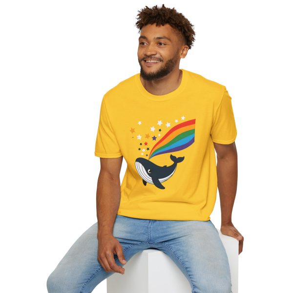 Tshirt LGBTQ+ baleine avec arc-en-ciel et étoiles design magique et coloré pour soutenir la diversité et inclusion LGBTQ+ shirt t-shirt - Image 60