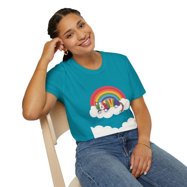 Tshirt LGBTQ+ chat dormant sur un nuage avec arc-en-ciel en arrière-plan design mignon et apaisant pour fierté LGBTQ+ shirt t-shirt - Image 106