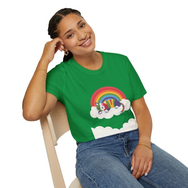 Tshirt LGBTQ+ chat dormant sur un nuage avec arc-en-ciel en arrière-plan design mignon et apaisant pour fierté LGBTQ+ shirt t-shirt - Image 94