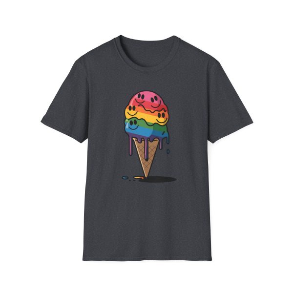 Tshirt Drapeau LGBT glace arc-en-ciel avec visages souriants design ludique et coloré pour célébrer la diversité et inclusion LGBTQ+ t-shirt