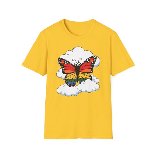 Tshirt Drapeau LGBT papillon assis sur un nuage dans le ciel design poétique et coloré pour sensibilisation et fierté LGBTQ+ shirt t-shirt - Image 49