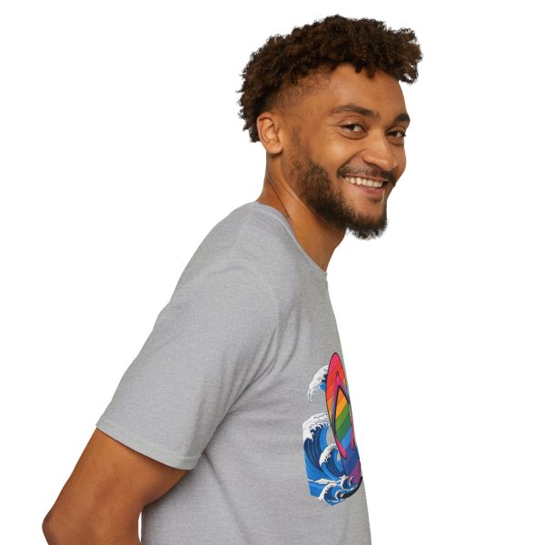 Tshirt LGBT+ tongs flottant dans l'eau design coloré et décontracté pour célébrer la fierté LGBTQ+ et l'amour universel shirt t-shirt - Image 35