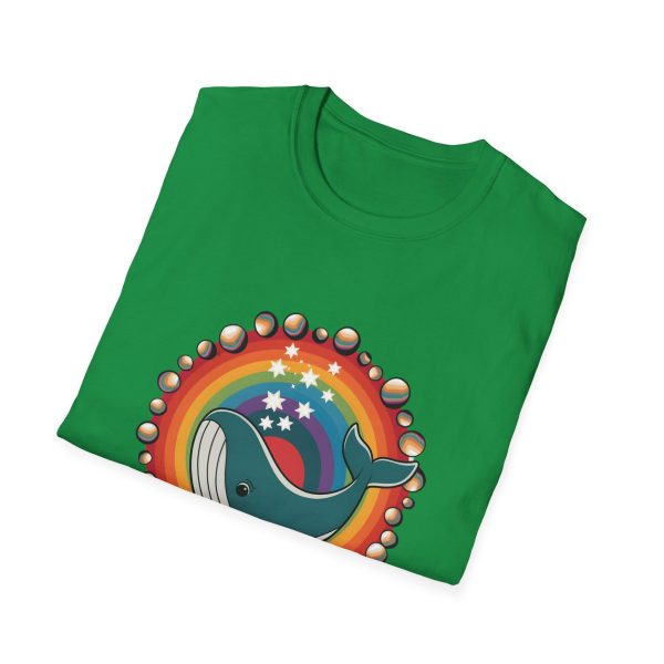 Tshirt LGBT+ baleine avec un arc-en-ciel en arrière-plan design magique et coloré pour sensibilisation et inclusion LGBTQ+ shirt t-shirt - Image 88