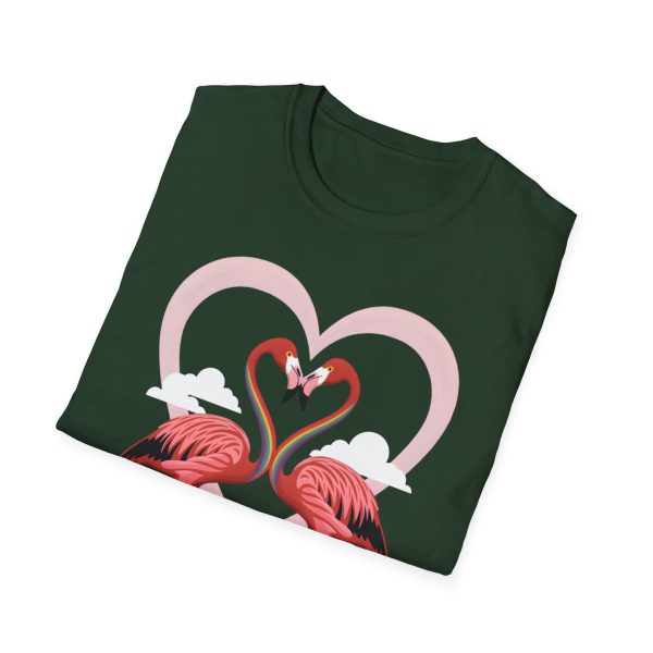 Tshirt LGBTQ+ flamants roses formant un coeur design symbolique et symbolique pour célébrer l'amour et la diversité LGBTQ+ shirt t-shirt - Image 76