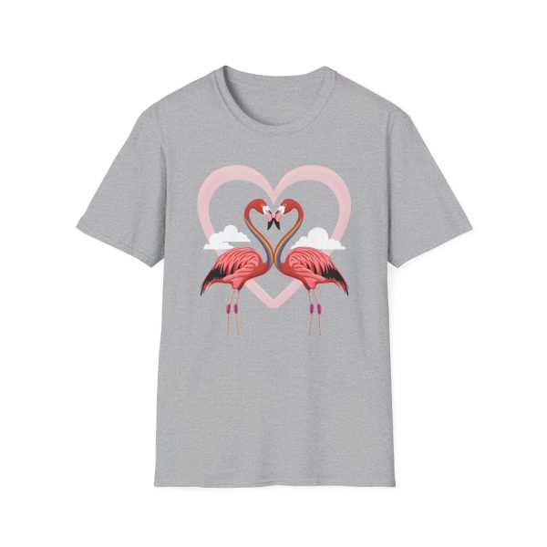 Tshirt LGBTQ+ flamants roses formant un coeur design symbolique et symbolique pour célébrer l'amour et la diversité LGBTQ+ shirt t-shirt - Image 25