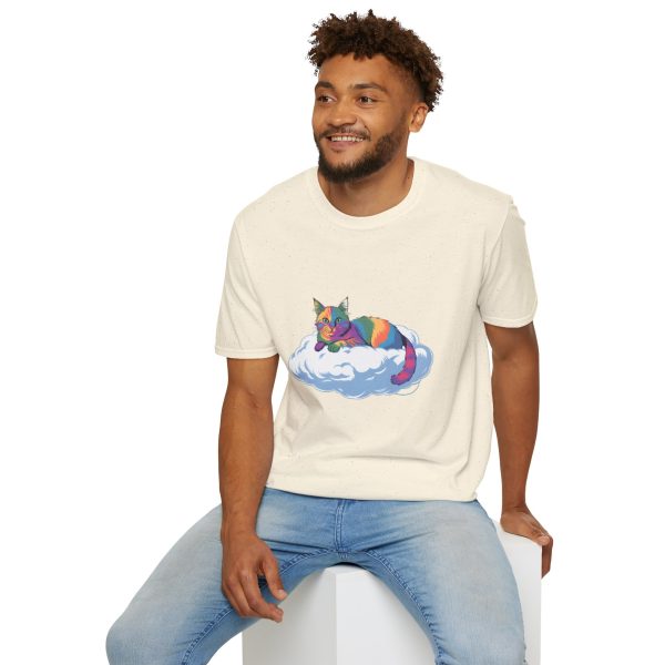 Tshirt Drapeau LGBT chat allongé sur un nuage design mignon et poétique pour sensibilisation et inclusion LGBTQ+ shirt t-shirt - Image 48