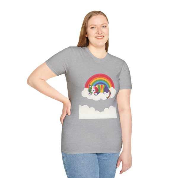 Tshirt LGBTQ+ chat dormant sur un nuage avec arc-en-ciel en arrière-plan design mignon et apaisant pour fierté LGBTQ+ shirt t-shirt - Image 29