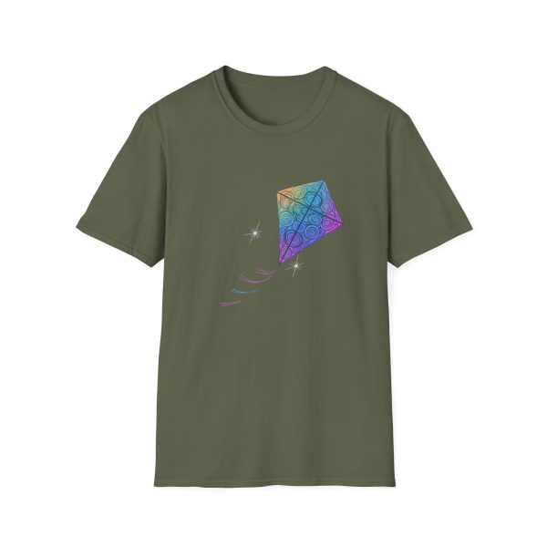 Tshirt Drapeau LGBT cerf-volant coloré volant dans la nuit design symbolique pour célébrer la liberté et la fierté LGBTQ+ shirt t-shirt - Image 61