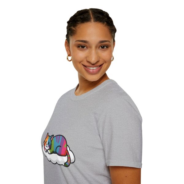 Tshirt LGBTQ+ chat allongé sur un nuage design mignon et apaisant pour célébrer l'amour et la diversité dans la communauté LGBTQ+ t-shirt - Image 33