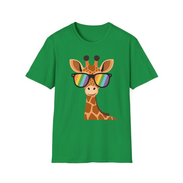 Tshirt LGBT+ girafe avec lunettes de soleil et rayure arc-en-ciel design humoristique et stylé pour fierté et soutien LGBTQ+ shirt t-shirt - Image 85