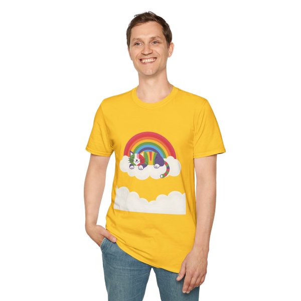 Tshirt LGBTQ+ chat dormant sur un nuage avec arc-en-ciel en arrière-plan design mignon et apaisant pour fierté LGBTQ+ shirt t-shirt - Image 55