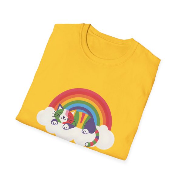 Tshirt LGBTQ+ chat dormant sur un nuage avec arc-en-ciel en arrière-plan design mignon et apaisant pour fierté LGBTQ+ shirt t-shirt - Image 52