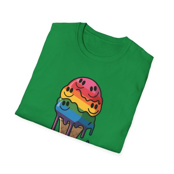 Tshirt Drapeau LGBT glace arc-en-ciel avec visages souriants design ludique et coloré pour célébrer la diversité et inclusion LGBTQ+ t-shirt - Image 88