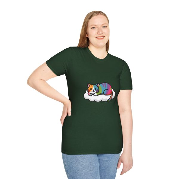 Tshirt LGBTQ+ chat allongé sur un nuage design mignon et apaisant pour célébrer l'amour et la diversité dans la communauté LGBTQ+ t-shirt - Image 77