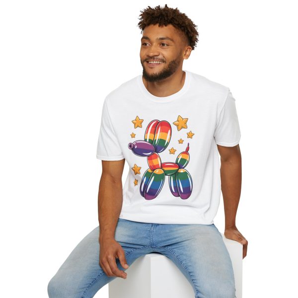 Tshirt Drapeau LGBT ballon en forme de chien avec étoiles design amusant et coloré pour soutien à la communauté LGBTQ+ et diversité t-shirt - Image 24