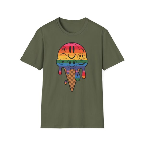 Tshirt LGBT+ cônes de glace avec visages souriants design amusant et mignon pour sensibilisation à la diversité et inclusion LGBTQ+ t-shirt - Image 61