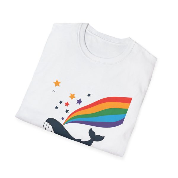 Tshirt LGBTQ+ baleine avec arc-en-ciel et étoiles design magique et coloré pour soutenir la diversité et inclusion LGBTQ+ shirt t-shirt - Image 16