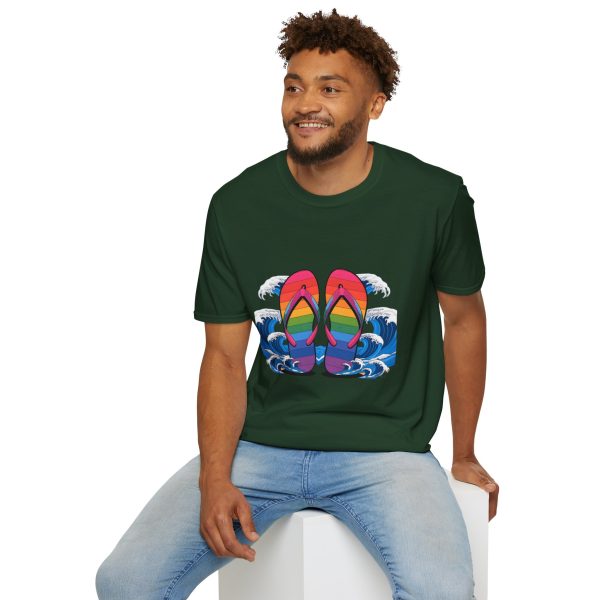 Tshirt LGBT+ tongs flottant dans l'eau design coloré et décontracté pour célébrer la fierté LGBTQ+ et l'amour universel shirt t-shirt - Image 84