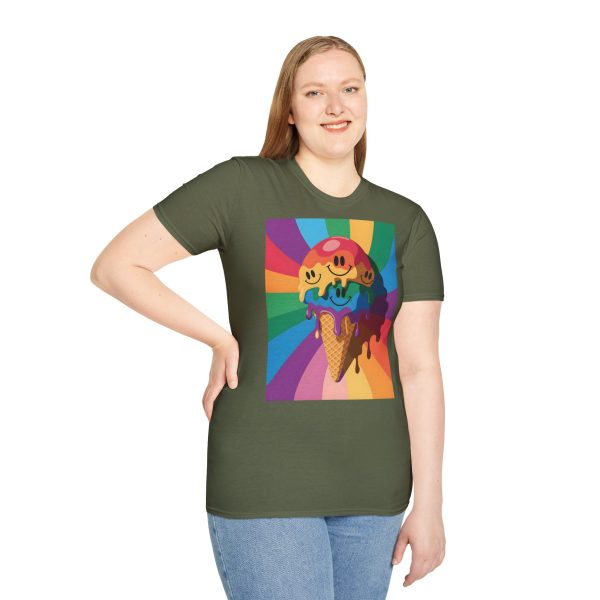 Tshirt Drapeau LGBT trois cônes de glace avec garnitures différentes design amusant et coloré pour célébrer la diversité LGBTQ+ t-shirt - Image 65