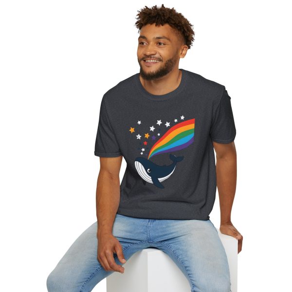 Tshirt LGBTQ+ baleine avec arc-en-ciel et étoiles design magique et coloré pour soutenir la diversité et inclusion LGBTQ+ shirt t-shirt - Image 12