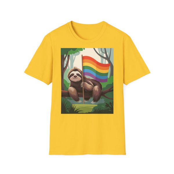 Tshirt Drapeau LGBT paresseux assis sur un arbre tenant un drapeau arc-en-ciel design décontracté et coloré pour fierté LGBTQ+ shirt t-shirt - Image 49