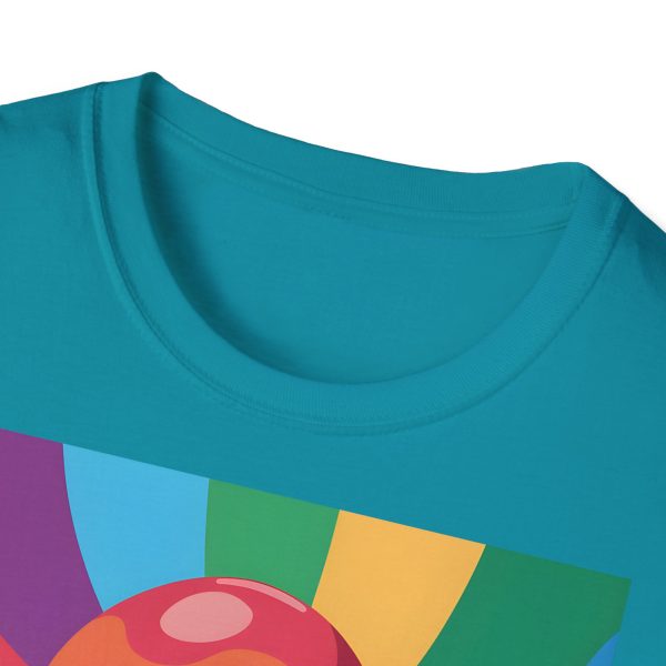 Tshirt Drapeau LGBT trois cônes de glace avec garnitures différentes design amusant et coloré pour célébrer la diversité LGBTQ+ t-shirt - Image 99