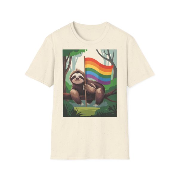 Tshirt Drapeau LGBT paresseux assis sur un arbre tenant un drapeau arc-en-ciel design décontracté et coloré pour fierté LGBTQ+ shirt t-shirt - Image 37