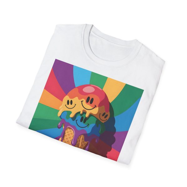 Tshirt Drapeau LGBT trois cônes de glace avec garnitures différentes design amusant et coloré pour célébrer la diversité LGBTQ+ t-shirt - Image 16