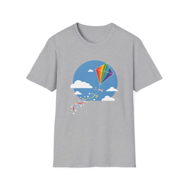 Tshirt LGBT+ cerf-volant avec queue arc-en-ciel volant dans le ciel design joyeux et coloré pour fierté LGBTQ+ shirt t-shirt - Image 25