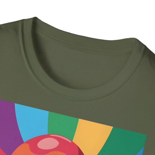 Tshirt Drapeau LGBT trois cônes de glace avec garnitures différentes design amusant et coloré pour célébrer la diversité LGBTQ+ t-shirt - Image 63