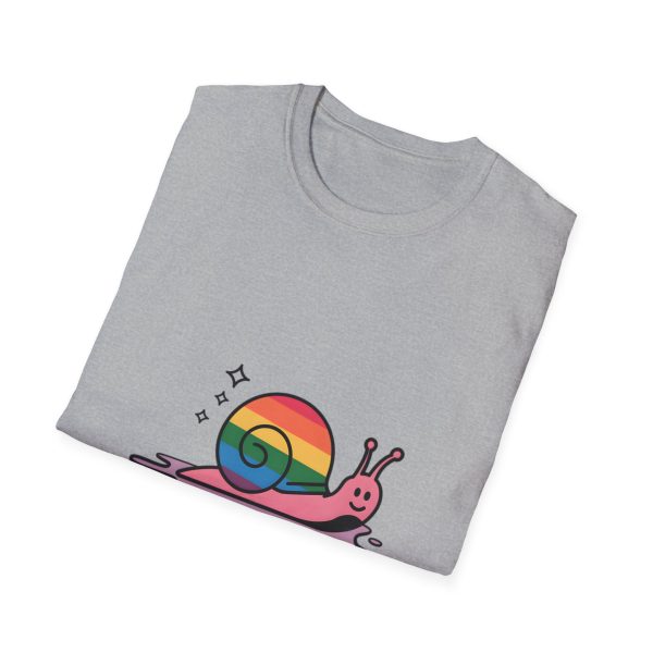 Tshirt Drapeau LGBT escargot avec coquille arc-en-ciel design amusant et coloré pour sensibilisation LGBTQ+ et fierté shirt t-shirt - Image 28