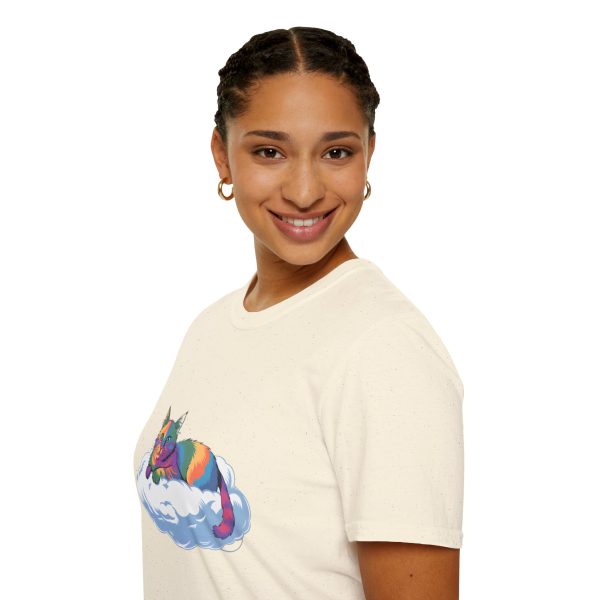 Tshirt Drapeau LGBT chat allongé sur un nuage design mignon et poétique pour sensibilisation et inclusion LGBTQ+ shirt t-shirt - Image 45