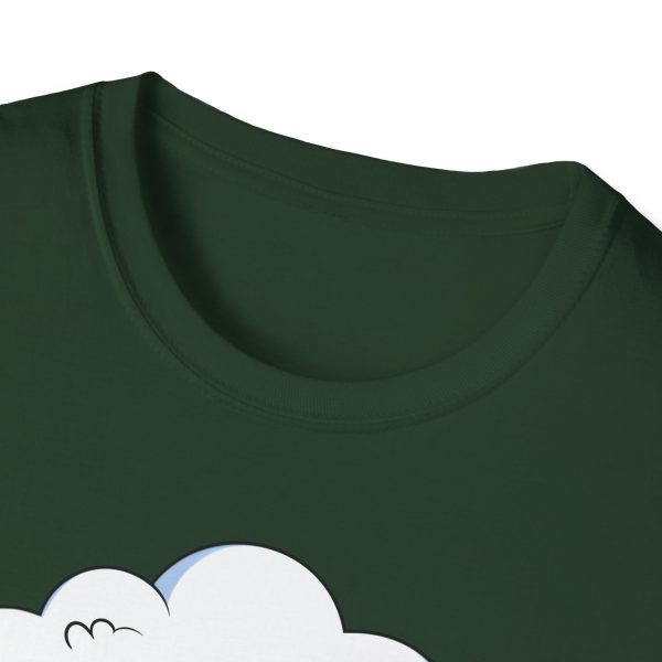 Tshirt Drapeau LGBT papillon assis sur un nuage dans le ciel design poétique et coloré pour sensibilisation et fierté LGBTQ+ shirt t-shirt - Image 75